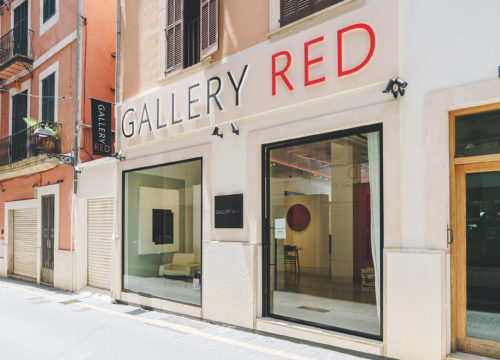 GALLERY RED